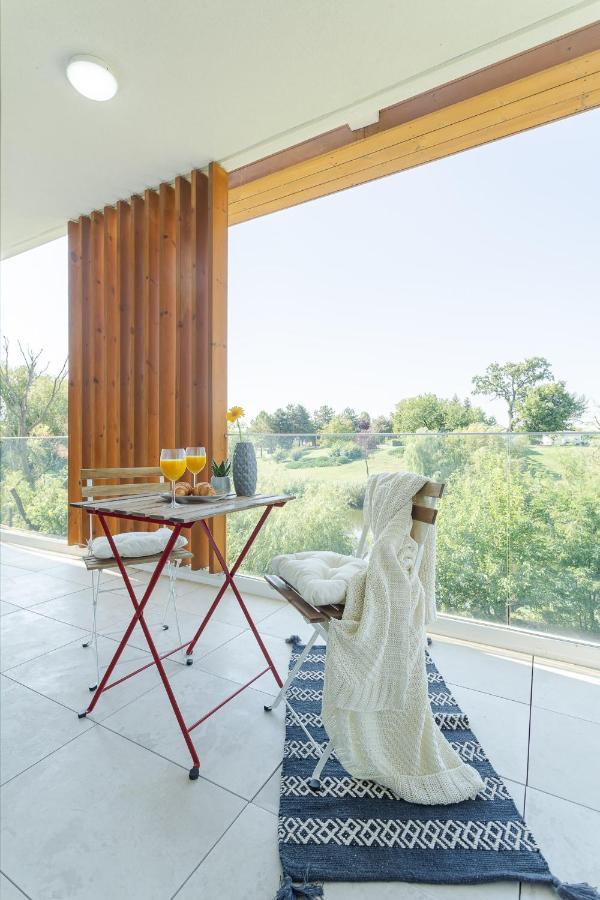 Il Lago - Azur - Cozy Luxurious Smart By The Lake Voluntari