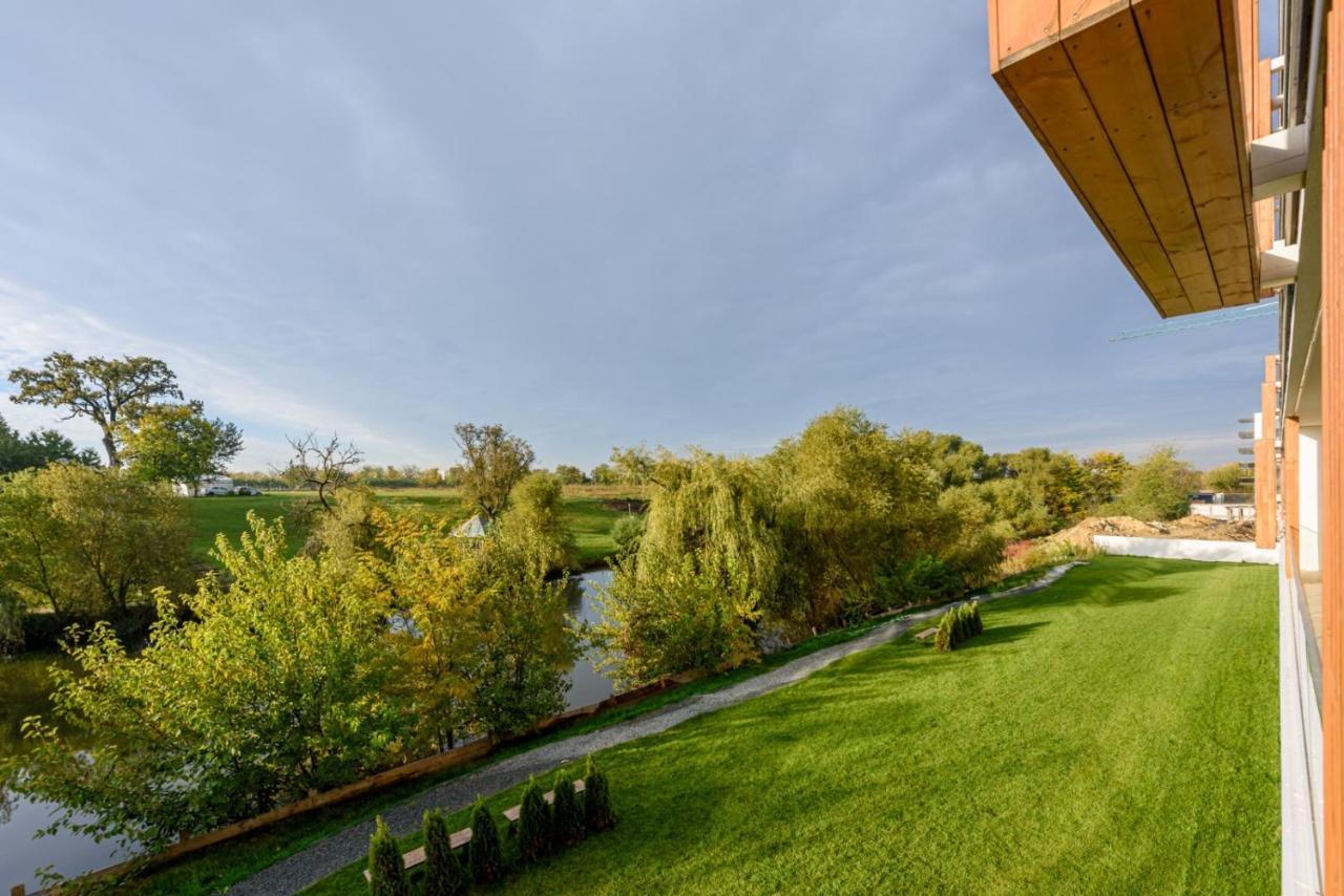 Apartment Il Lago - Azur - Cozy Luxurious Smart By The Lake Voluntari